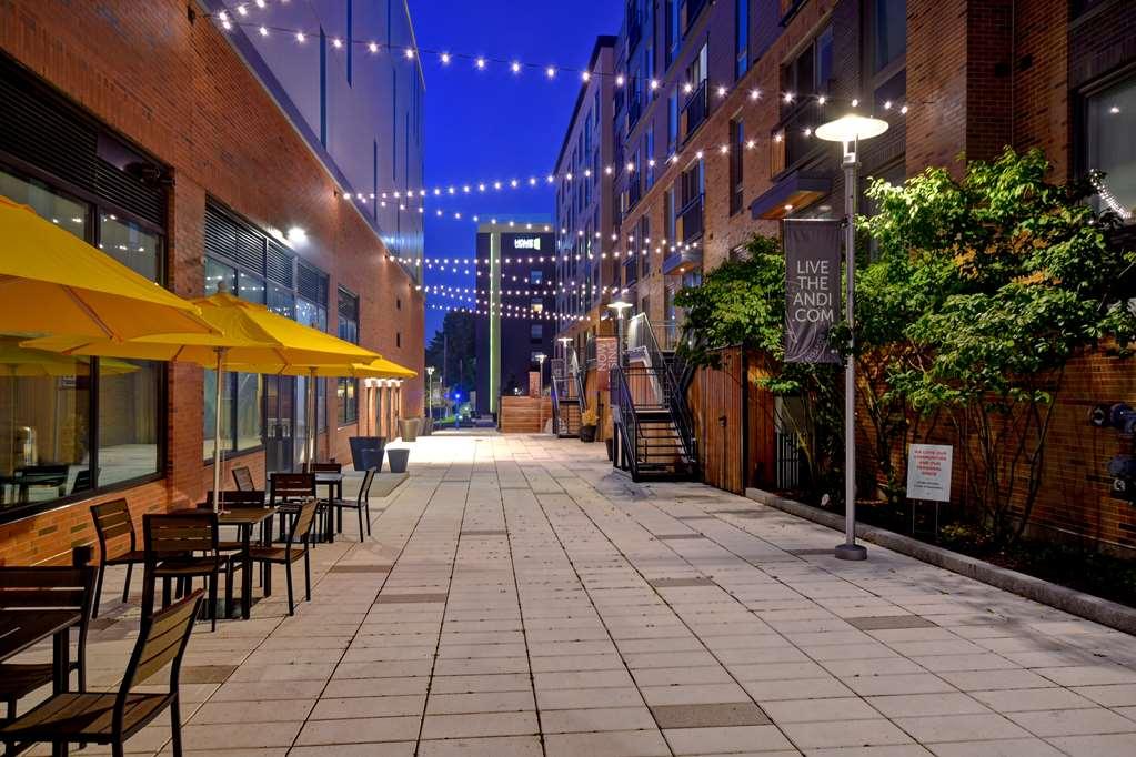 Home2 Suites By Hilton Boston South Bay Εξωτερικό φωτογραφία
