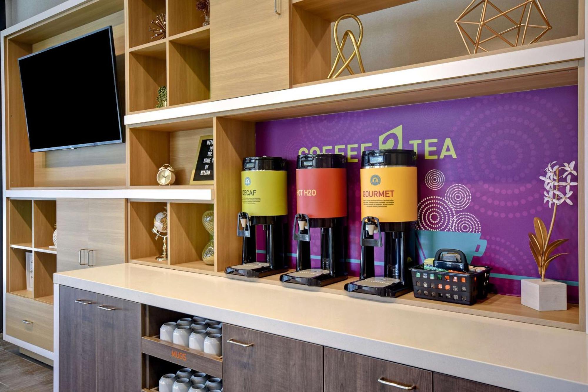 Home2 Suites By Hilton Boston South Bay Εξωτερικό φωτογραφία