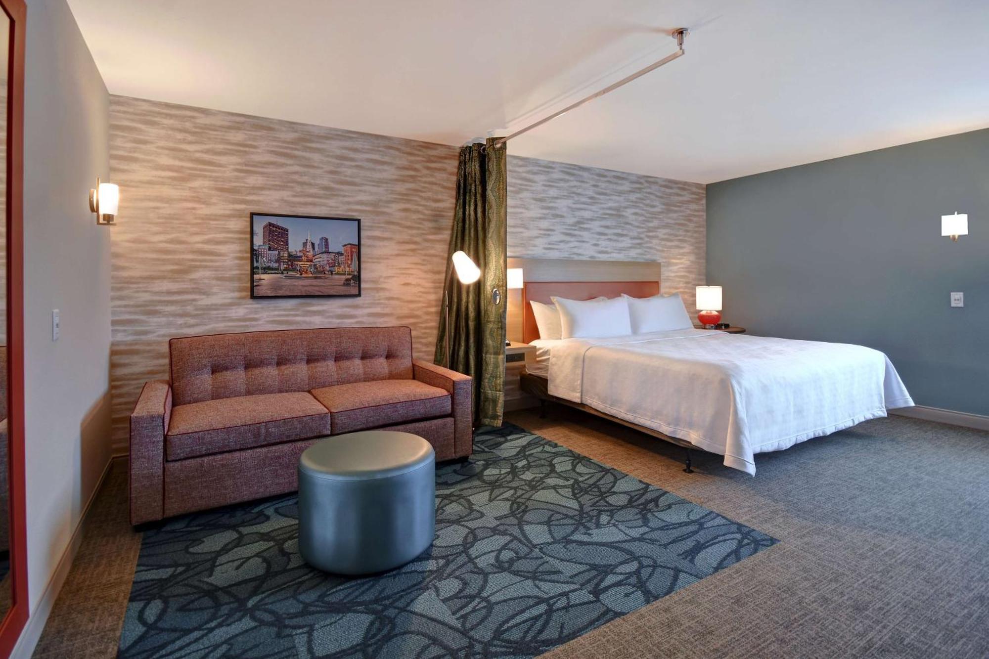 Home2 Suites By Hilton Boston South Bay Εξωτερικό φωτογραφία